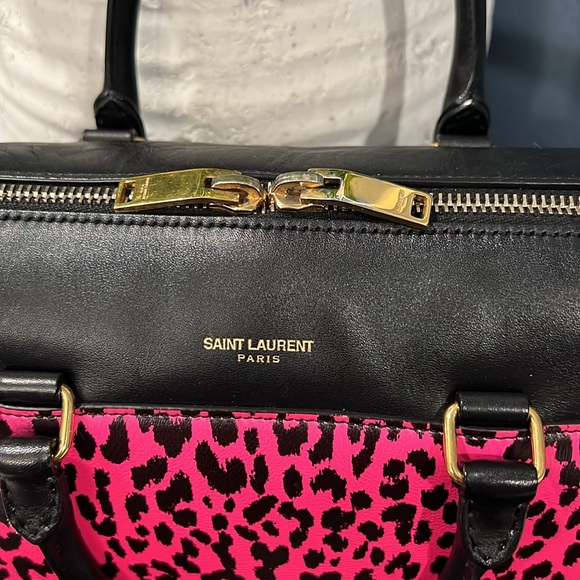 Authentic Saint Laurent Calfskin Printed Leopard with FREE YSL WALLET - Picture 4 of 17